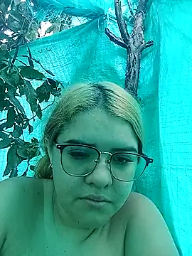 single kitten online show from 04/19/26, 12:26