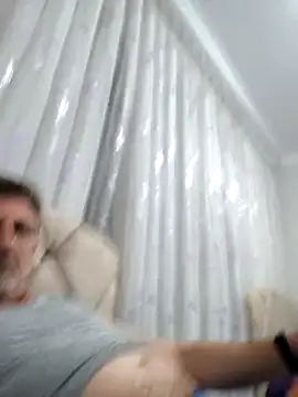 arelll34 online show from 04/20/26, 10:33