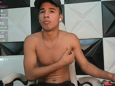 Snapshot of Damondark chatting on 02/28/26, 02:18 Damondark online show from 02/28/26, 02:18