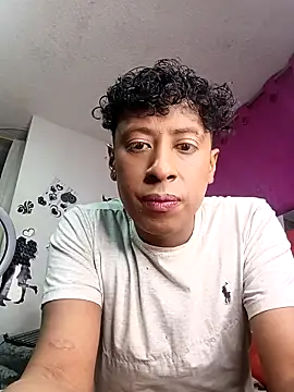 James large cock online show from 03/02/26, 09:16