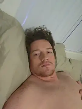 Snapshot of redchubsub chatting on 02/26/26, 01:48 redchubsub online show from 02/26/26, 01:48