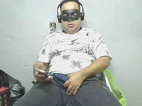 UrsoBissexualPauGrosso online show from 03/23/26, 03:10