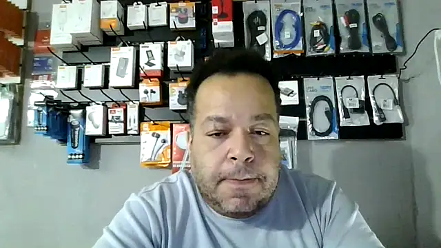 UrsoBissexualPauGrosso online show from 04/17/26, 05:21