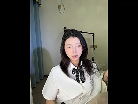 Y--F--LOVE online show from 03/26/26, 04:12