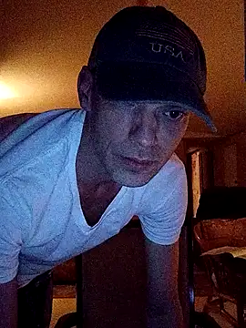 Snapshot of amazonwalrus chatting on 10/29/25, 04:26 amazonwalrus online show from 10/29/25, 04:26