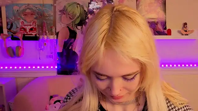 Snapshot of Iris_Ivory chatting on 03/01/26, 07:21 Iris Ivory online show from 03/01/26, 07:21