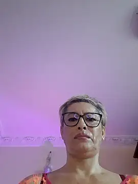 LunaBlaise online show from 04/14/26, 08:09