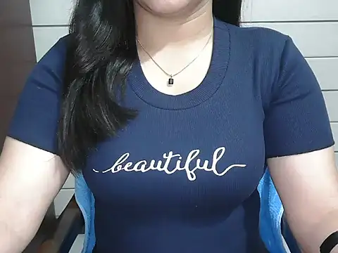 Snapshot of Shruchi chatting on 06/19/26, 06:56 Shruchi online show from 06/19/26, 06:56