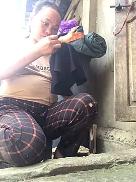 Snapshot of muimui990 chatting on 02/27/26, 06:02 muimui990 online show from 02/27/26, 06:02