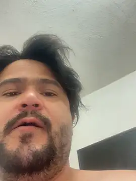 Snapshot of TioLukas69 chatting on 02/28/26, 04:35 TioLukas69 online show from 02/28/26, 04:35