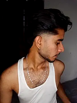 CoralN online show from 04/23/26, 03:19