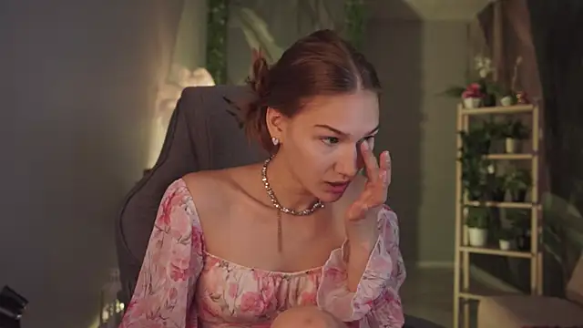 Sweet Emilya online show from 06/03/26, 09:34