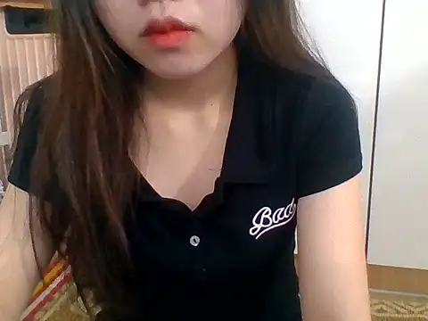 kiraa-007 online show from 04/11/26, 02:32