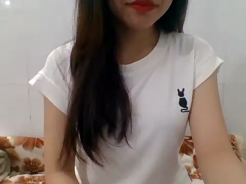 Snapshot of kiraa-007 chatting on 05/20/26, 02:01 kiraa-007 online show from 05/20/26, 02:01