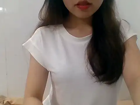 Snapshot of kiraa-007 chatting on 05/29/26, 03:32 kiraa-007 online show from 05/29/26, 03:32