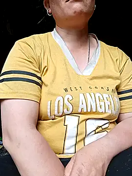 Lindxx-hot online show from 04/17/26, 09:56