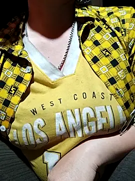 Lindxx-hot online show from 04/23/26, 12:29