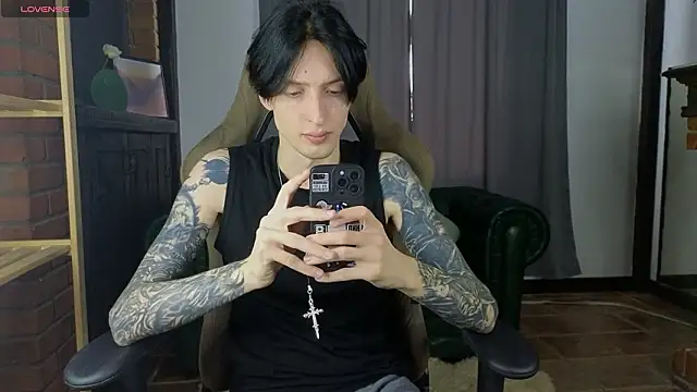 SashaXX  online show from 02/28/26, 07:53