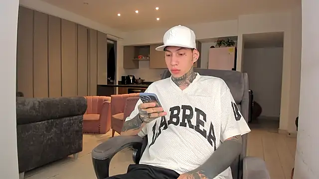 Snapshot of im_dantee chatting on 03/02/26, 04:14 im dantee online show from 03/02/26, 04:14