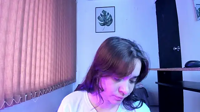  VALERIAGOMEZ online show from 07/24/26, 12:25