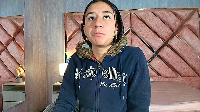LilyRossi  online show from 04/27/26, 12:14
