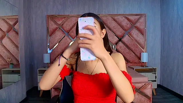 LilyRossi  online show from 05/26/26, 12:12