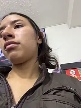 LilyRossi  online show from 06/06/26, 01:16