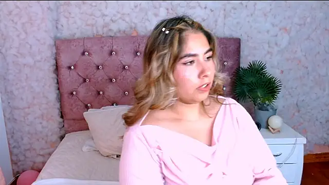 Sofiazaf  online show from 03/17/26, 07:39