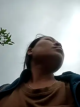 Mizu-hotshow online show from 04/19/26, 10:36