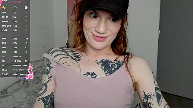 Snapshot of Angie_CandyCat chatting on 06/17/26, 04:19 Angie CandyCat online show from 06/17/26, 04:19