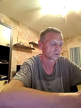 Snapshot of Maximuss69 chatting on 03/22/26, 07:06 Maximuss69 online show from 03/22/26, 07:06