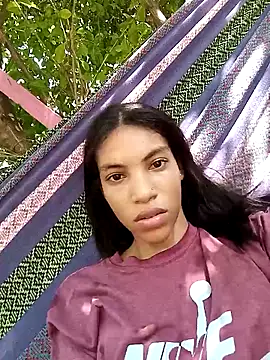 Snapshot of ginevere_20 chatting on 03/01/26, 07:05 ginevere 20 online show from 03/01/26, 07:05