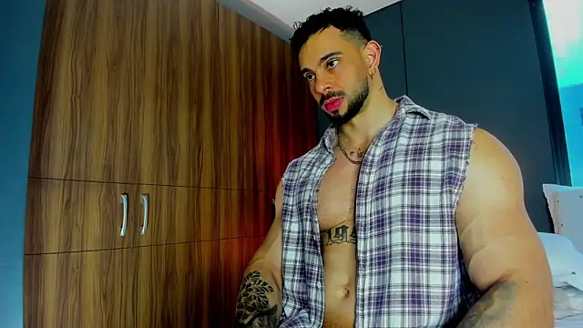 massimo visconti online show from 04/02/26, 03:42