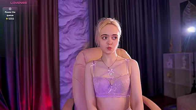 Bambi Bloom online show from 03/20/26, 05:45