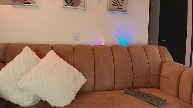 tammyyyy   online show from 03/26/26, 12:06