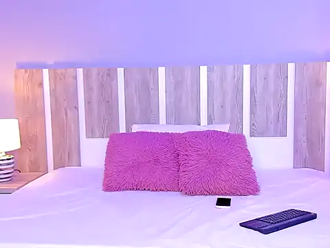 EmilySearss online show from 03/18/26, 07:50