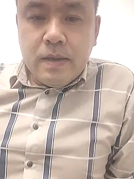 wanggang880903 online show from 04/10/26, 04:23