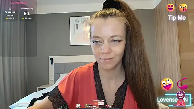 Snapshot of Yana-XX chatting on 04/29/26, 12:20 Yana-XX online show from 04/29/26, 12:20