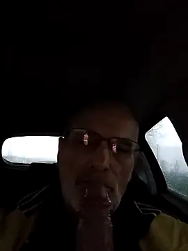 Snapshot of lui8181 chatting on 03/11/26, 05:41 lui8181 online show from 03/11/26, 05:41