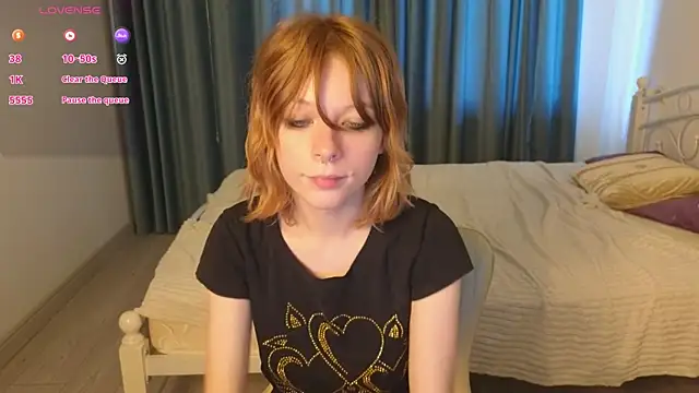 MollySally online show from 07/25/26, 06:55