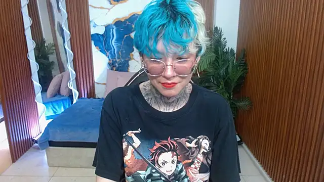 Lyra tay online show from 03/25/26, 07:09