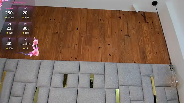 camilaa smith  online show from 04/07/26, 08:20