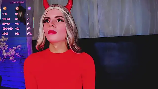 Roxy alexa online show from 04/24/26, 03:42