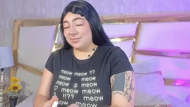 Alessia Walkeer online show from 04/21/26, 04:52