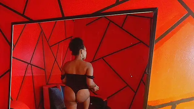 Pamela Cortezz online show from 04/12/26, 10:48