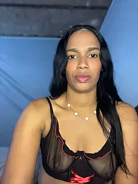 Snapshot of FlorSalvaje_ chatting on 06/19/26, 12:59 FlorSalvaje online show from 06/19/26, 12:59