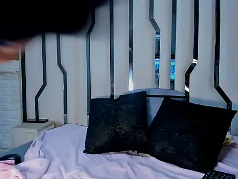 Brinnehh online show from 04/03/26, 03:32