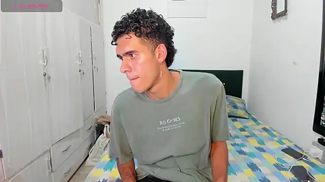 Jean And PaulXL online show from 03/04/26, 10:16