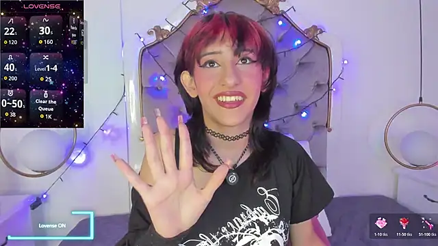 mika doll online show from 04/23/26, 11:42