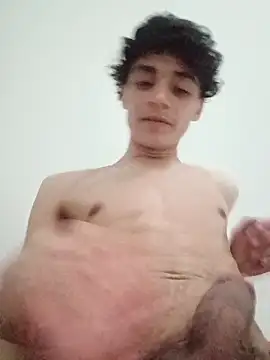 --hot-boy-- online show from 04/23/26, 03:08